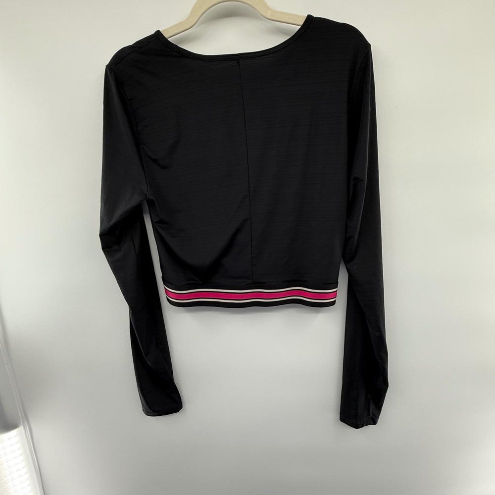 Fabletics Black Cropped Twist Long Sleeve XL Pink Stripe Activewear Athleisure - Picture 4 of 5